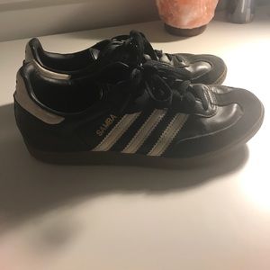 Adidas samba classics shoes