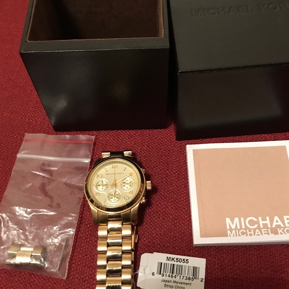 Michael Kors Gold Watch - Picture 4 of 4