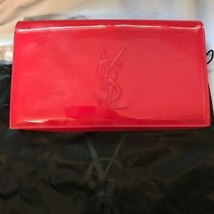 ♦️Red YSL clutch♦️