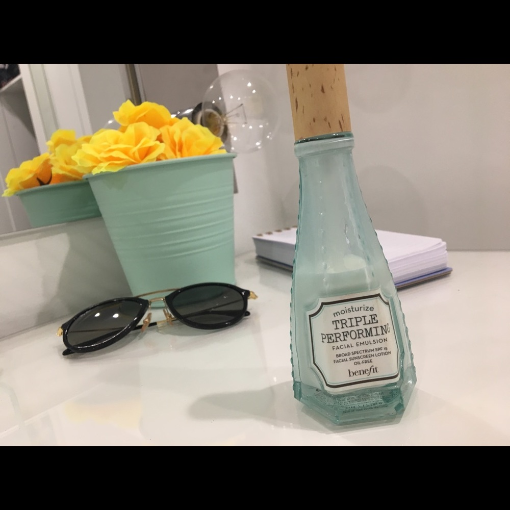 Benefit’s Triple performing facial emulsion ❤️
