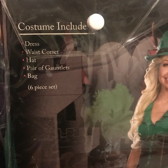 New Costume 6 Pc org $60 - Picture 4 of 4