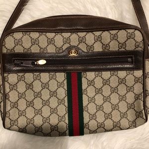 Vintage Gucci crossbody