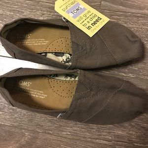 Toms Classic in Grey