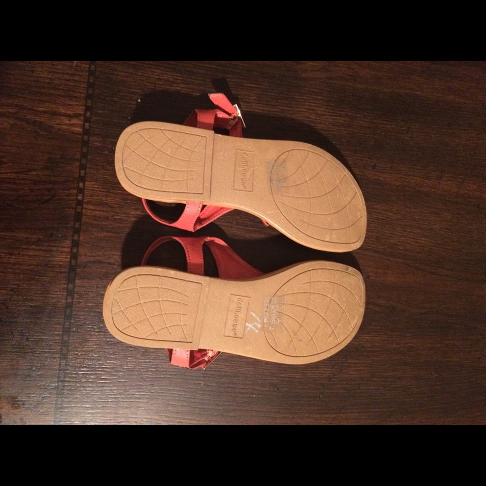 Sandles - Picture 2 of 2