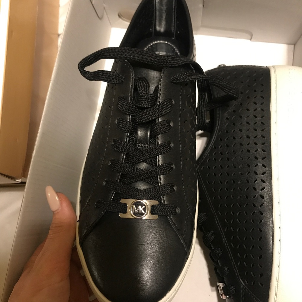 Size 7 michael kors