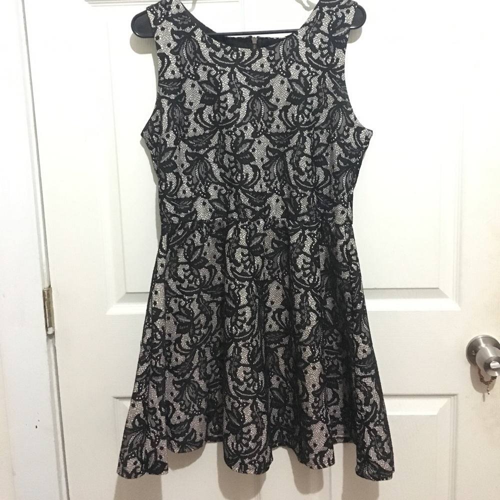 Black lace dress