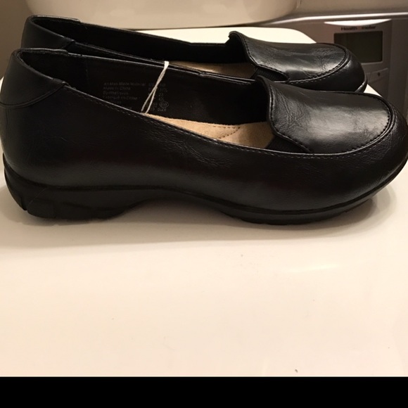 black payless shoes