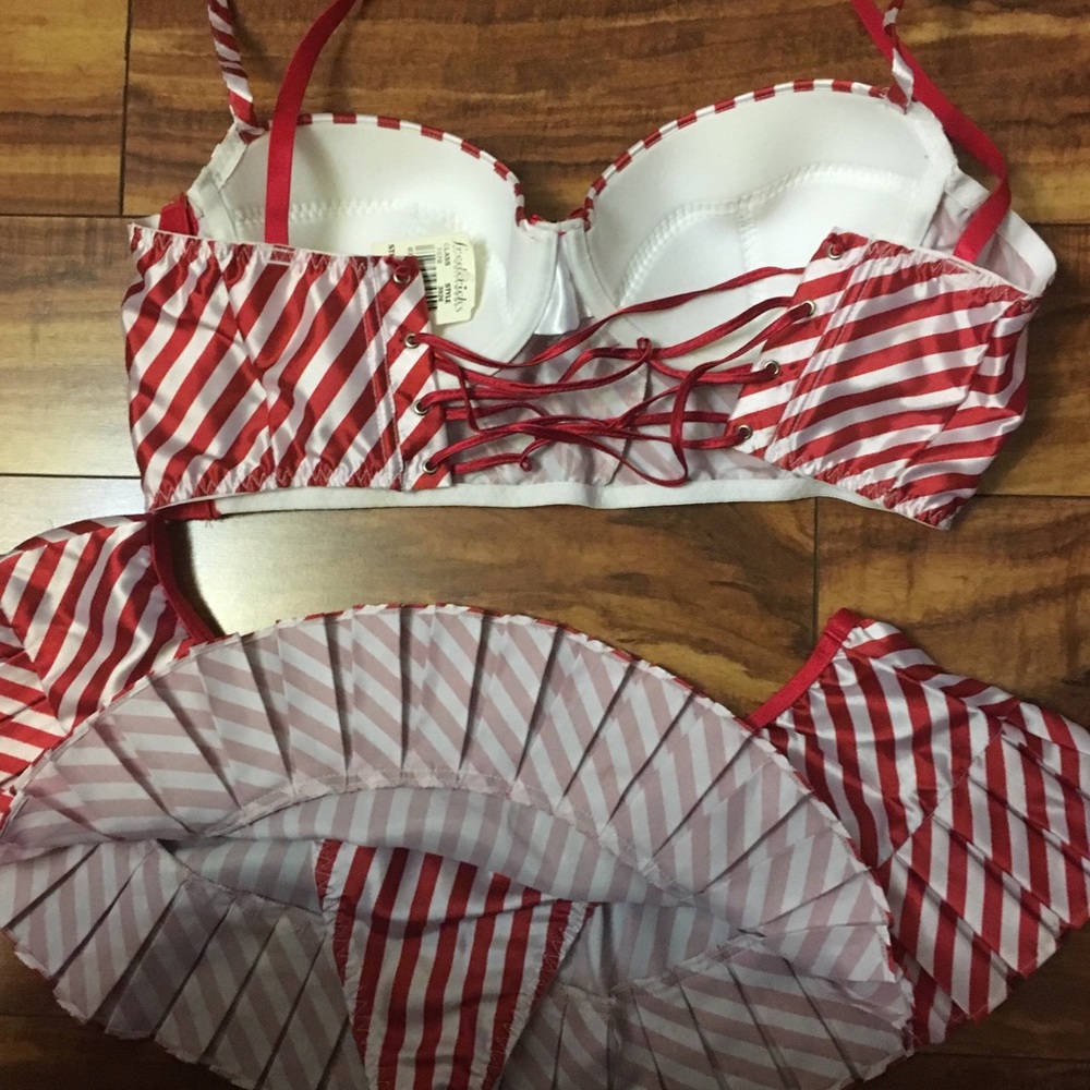 Fredericks Holiday Sexy Top and Bottom