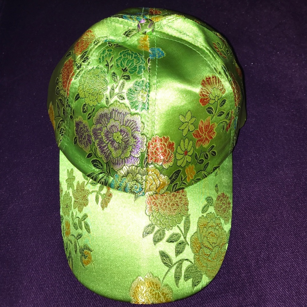 Green floral print hat