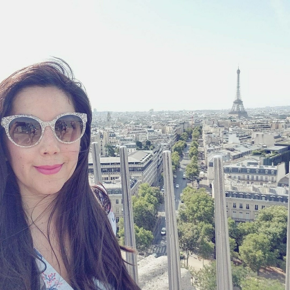 Meet your Posher, Jennifer - Picture 3 of 4