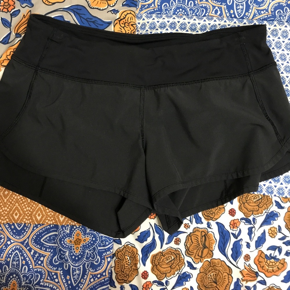 Black lululemon speed shorts!