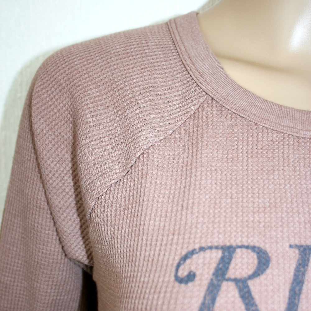 1 LEFT⚡ OBEY 'Riots Not Diets' Graphic Thermal NWT - Picture 5 of 8