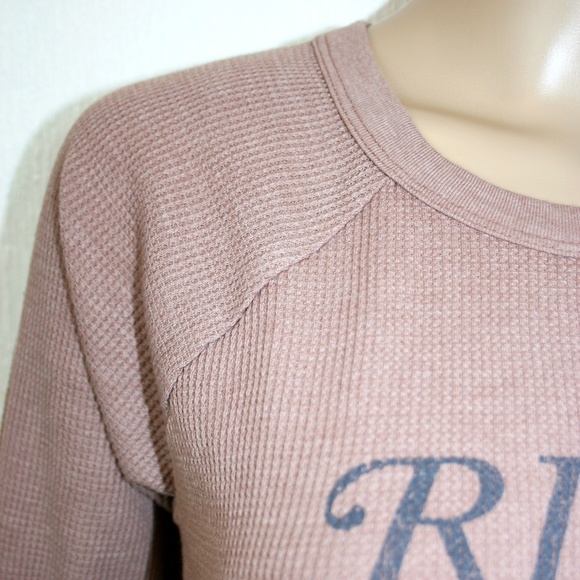 1 LEFT⚡ OBEY 'Riots Not Diets' Graphic Thermal NWT - Picture 5 of 8