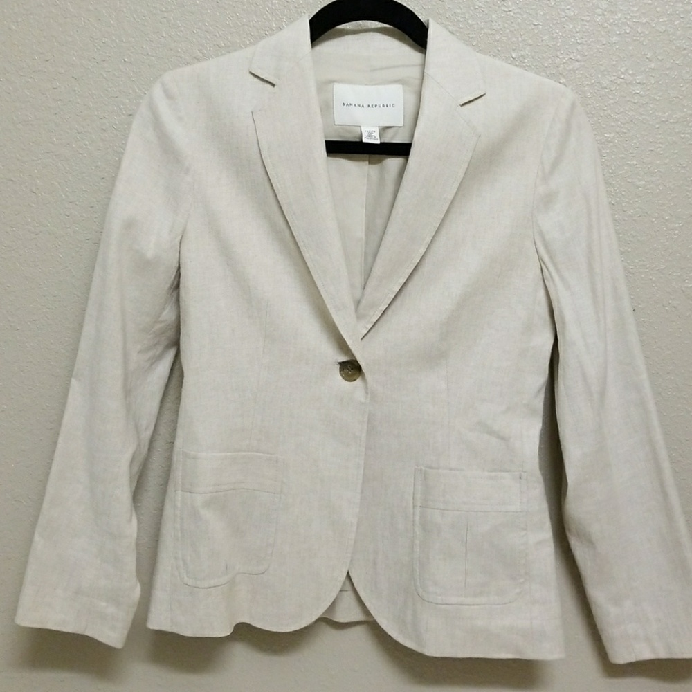 Versatile Banana Republic Blazer