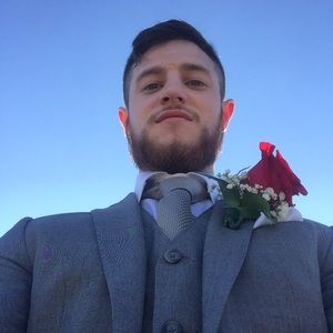 Meet your Posher, Gavin