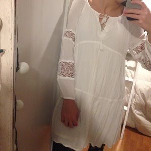 WHITE BOHO OLD NAVY DRESS SIZE SMALL