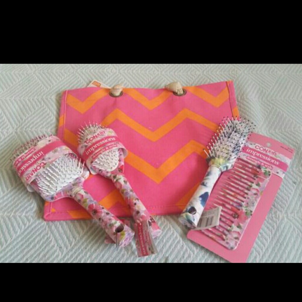 4 Piece Hairbrush Set w/Pink & Orange Tote