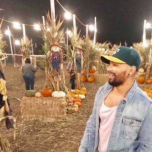 Meet your Posher, Leo