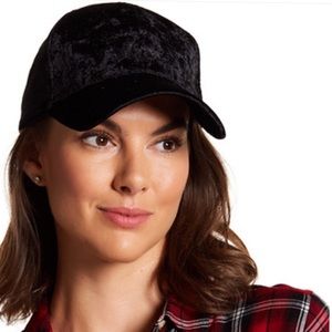 New Black Crushed Velvet Adustable Baseball Cap New Black Crushed Velvet Adustable Baseball Cap