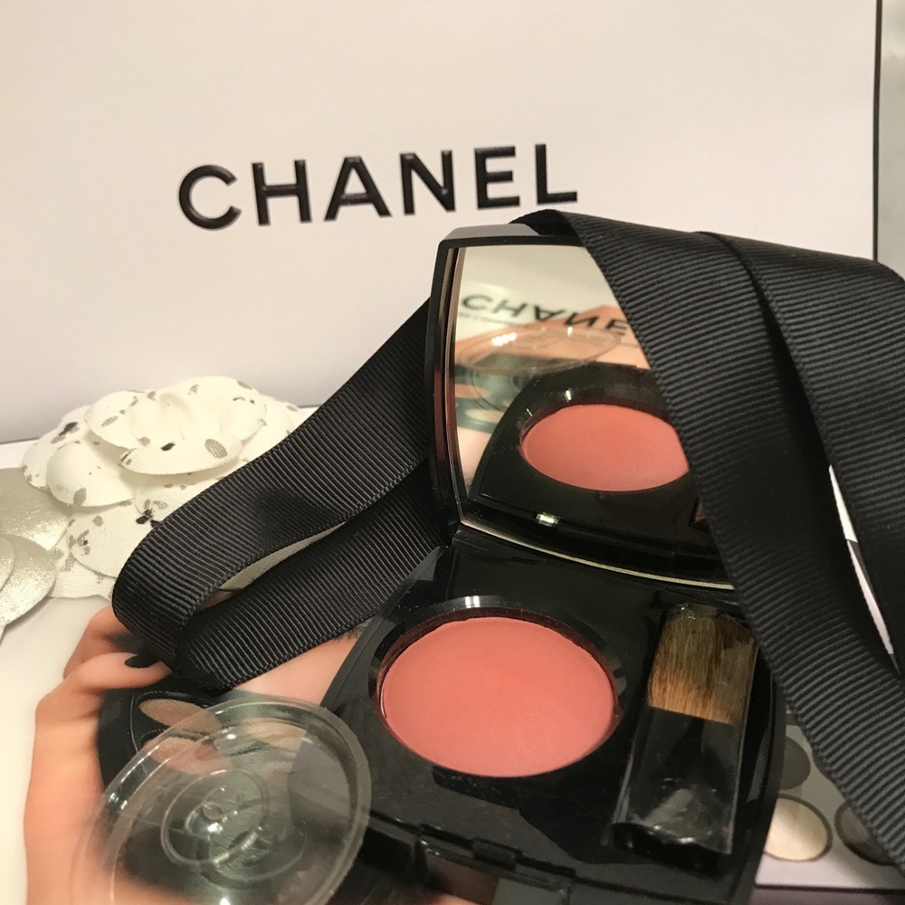 Chanel Blush in flame