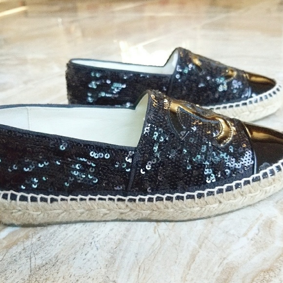 CHANEL Black 2016 Sequined CC Espadrilles - Picture 2 of 6