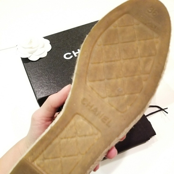 CHANEL Black 2016 Sequined CC Espadrilles - Picture 5 of 6