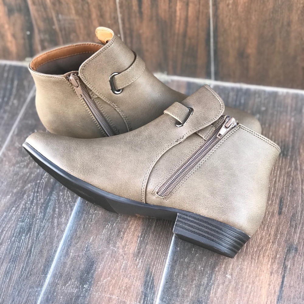 Distressed Taupe Chelsea Single Strap Side Boots - Picture 6 of 6