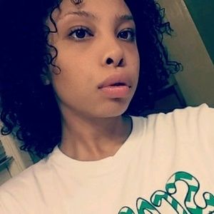 Meet your Posher, Alina