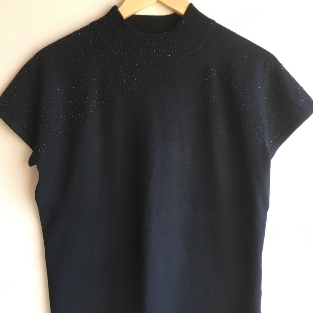 NOT AVAILABLE! Cable & Gauge short sleeve sweater