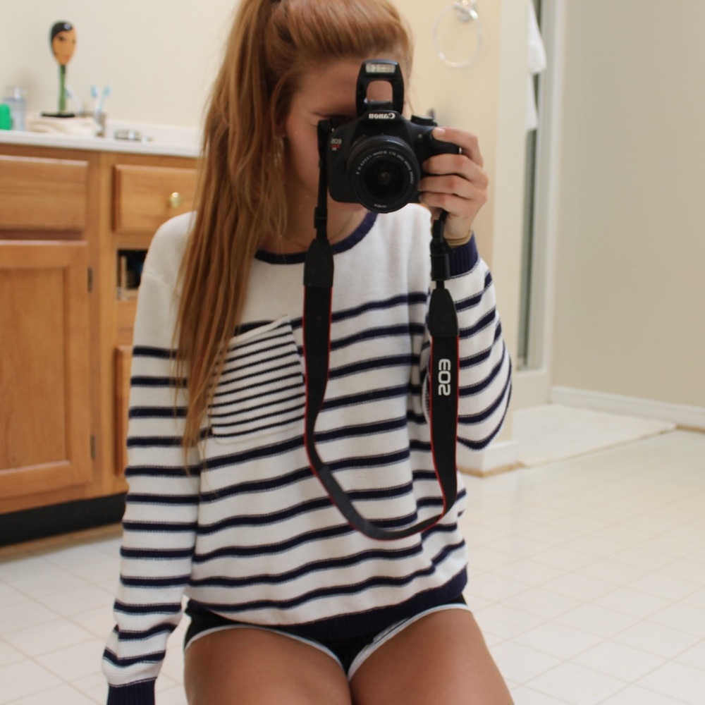 Forever 21 navy and white striped sweater size S