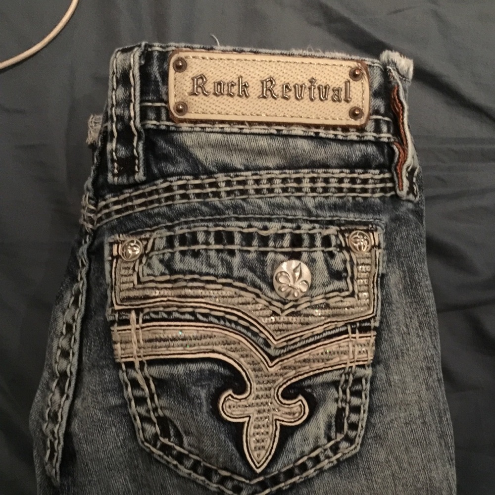 Rock revival capris size 25.