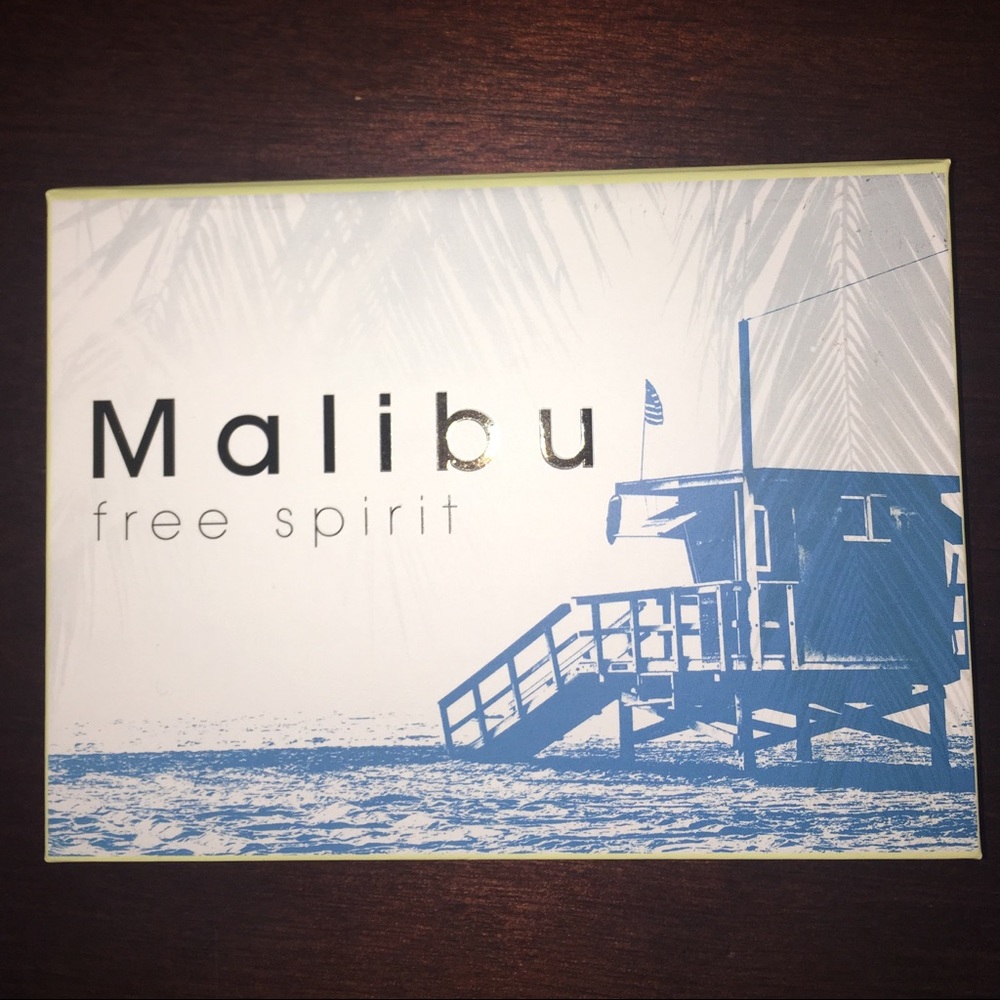 L O R A C   EYESHADOW & CHECK PALETTE MALIBU
