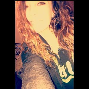 Meet your Posher, Dana