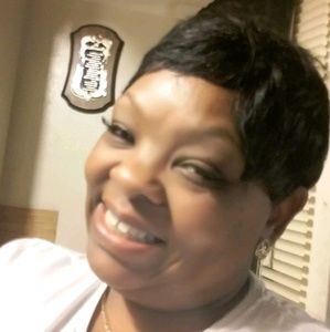 Meet your Posher, Jacquelyn