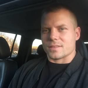 Meet your Posher, Eric