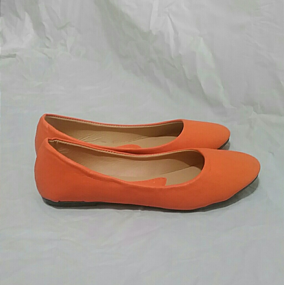 NWOT Round Toe Orange Flats by Rosegirl