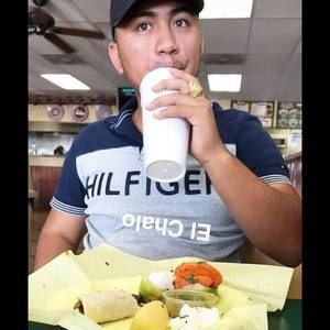 Meet your Posher, Gonzalo