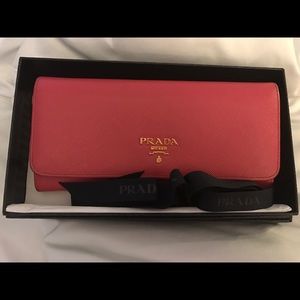 Authentic Prada Wallet Authentic Prada Wallet