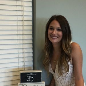 Meet your Posher, Madalyn