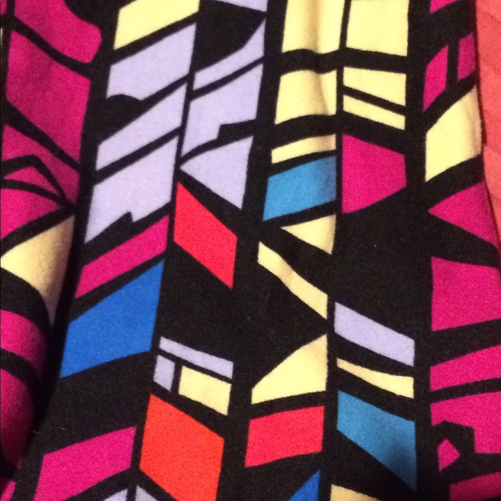 Lularoe leggings do not buy read description