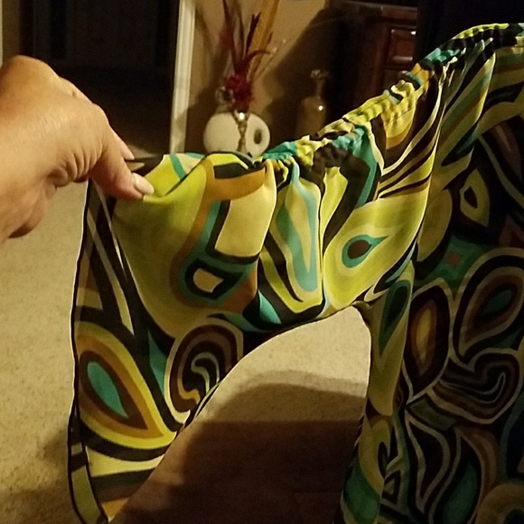 Sheer blouse - Picture 2 of 3