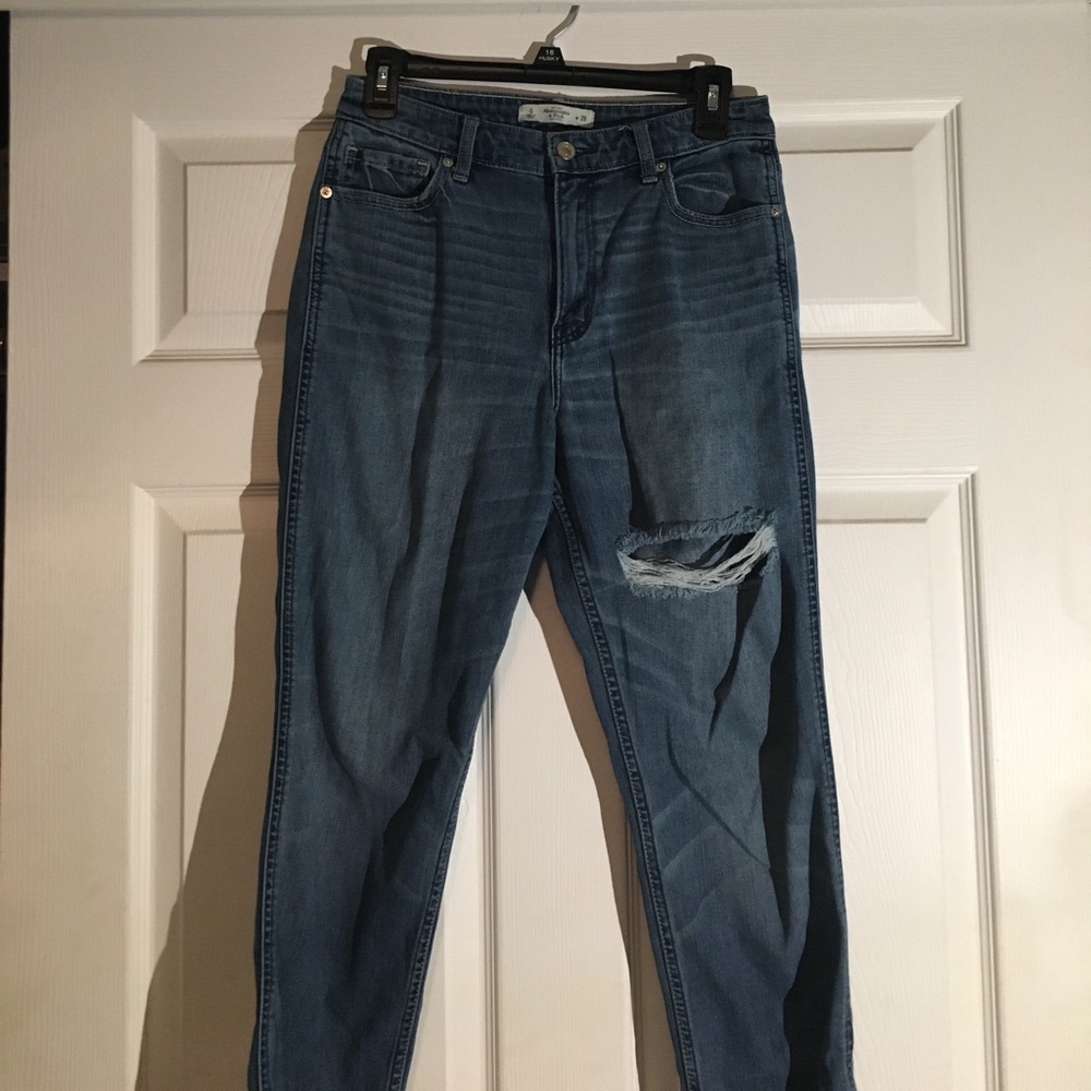A&F Girlfriend Jeans