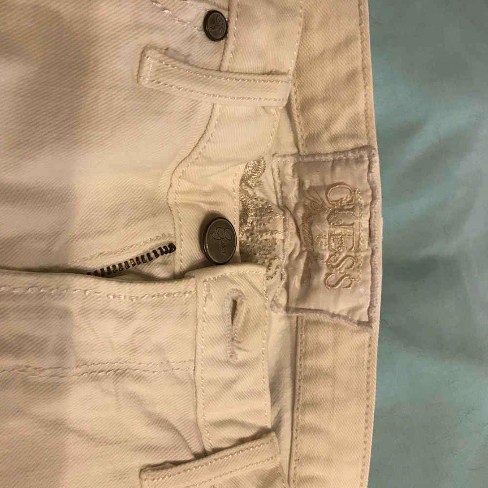GUESS Jeans - Picture 4 of 5