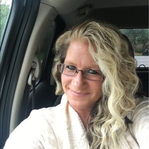 Meet your Posher, Lynn