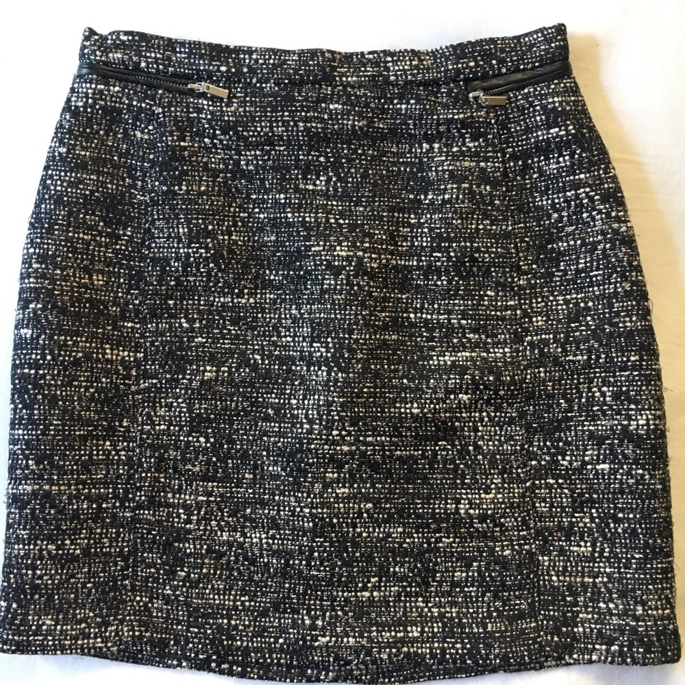 Festive Black, White & Gold Tweed Mini Skirt