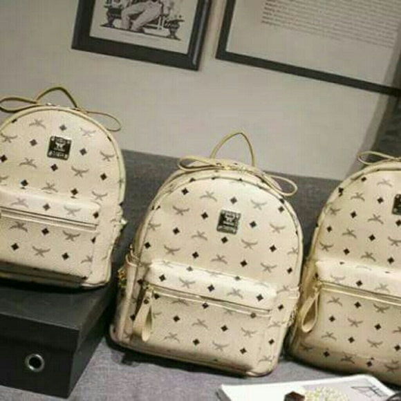 Backpacks - Picture 2 of 3