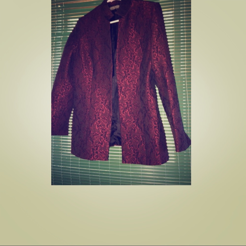 Brocade blazer size 8p