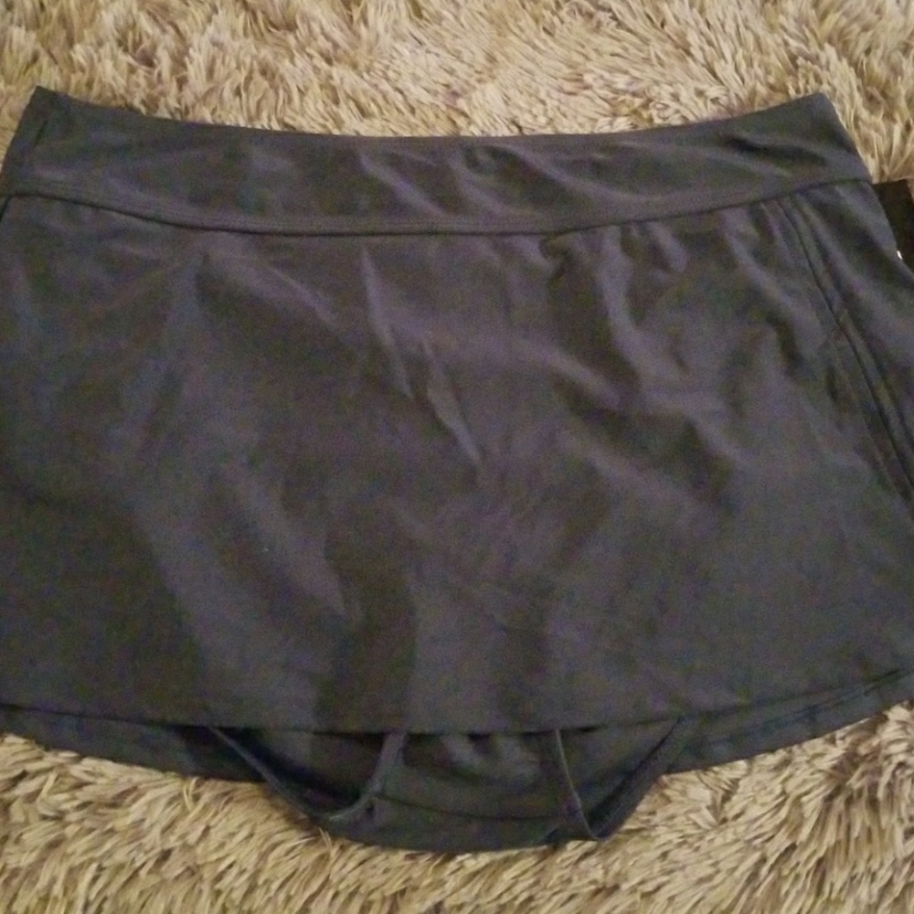 MAZU NWT  Navy Swim Bottoms