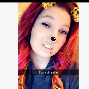 Meet your Posher, Amber