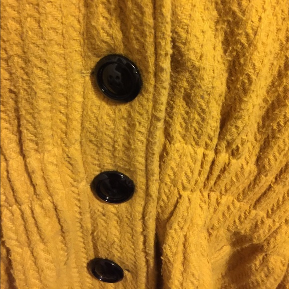 Steve Madden Must have Fall/ Winter poncho / coat - Picture 3 of 4